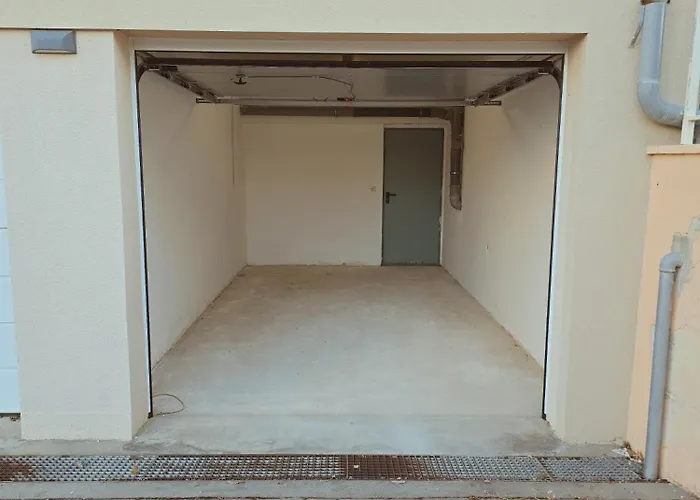 Apartment Visnjik - Self Check-In, Free Garage